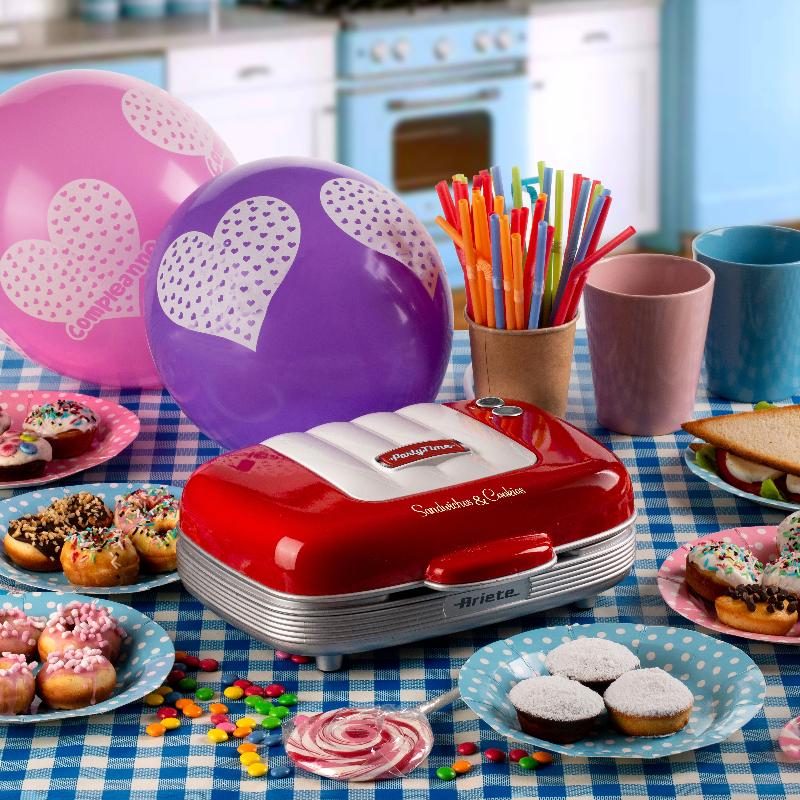 Muffin, Donut & Sandwich Maker Party Time Red - Europlug