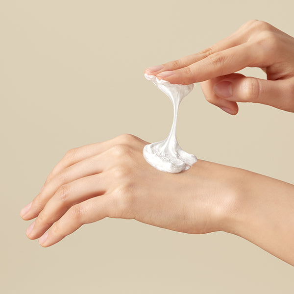 I'm From Rice Whip Facial Cleanser 150 ml Expiry 08 - 2028